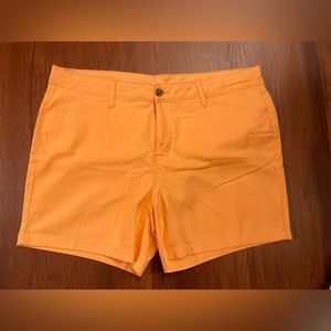 Short size 18